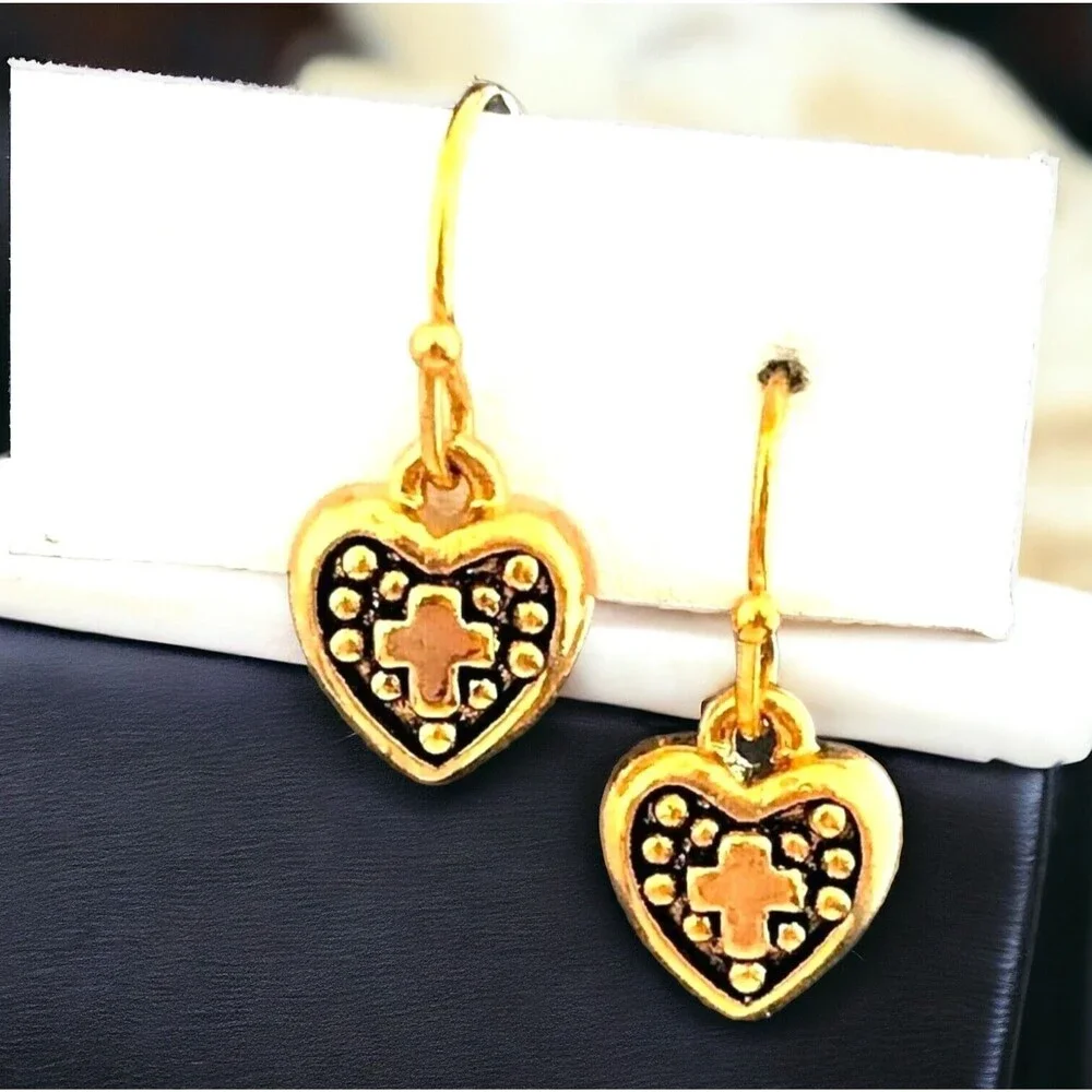 New Antique Gold Tone Cross Earrings Delicate Dangle Women's 1K